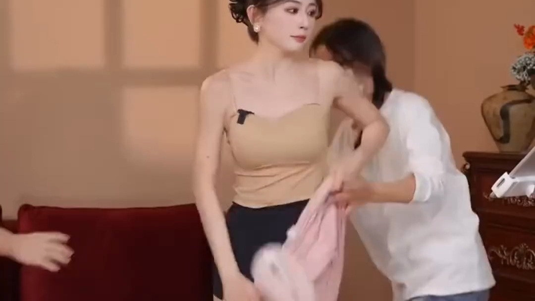 女主播带货场景